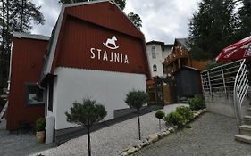 Stajnia